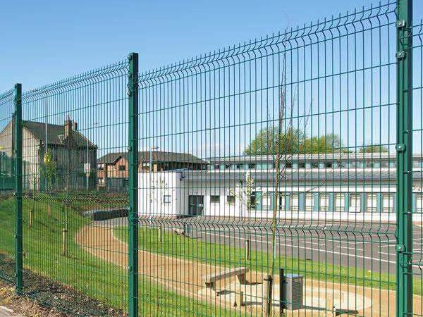 鐵絲網圍墻圖片3