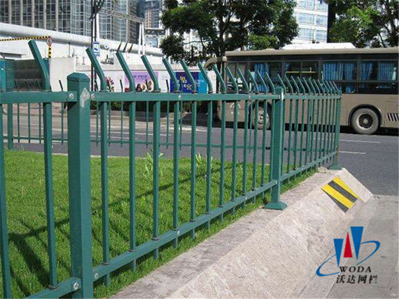 公路護(hù)欄網(wǎng)圖片3 公路護(hù)欄網(wǎng)圖片3